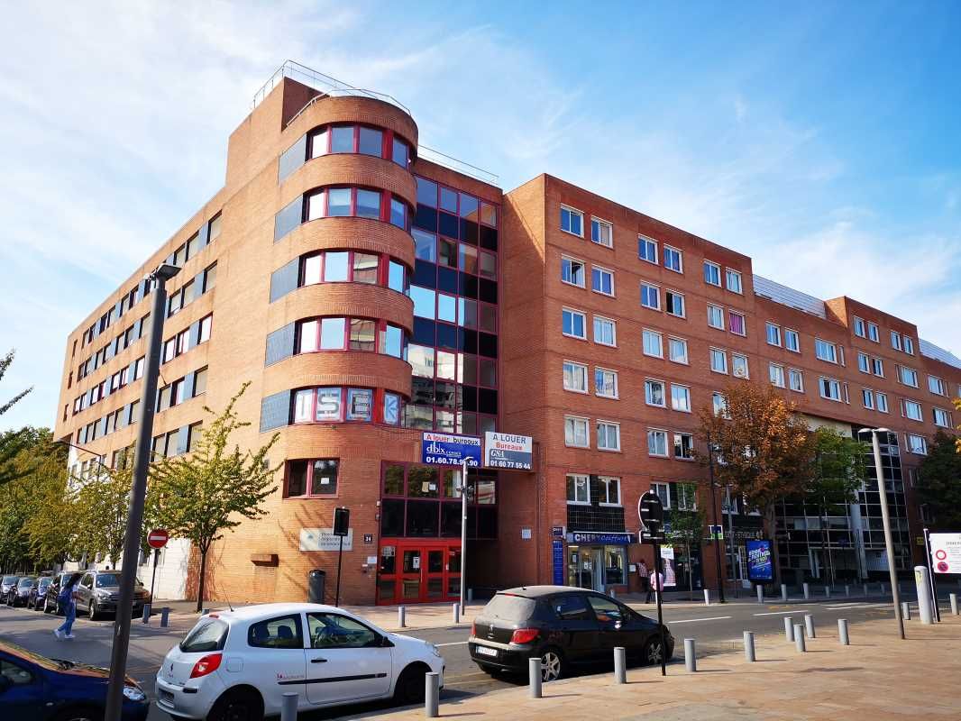 EVRY-COURCOURONNES, GSA IMMOBILIER propose à la l