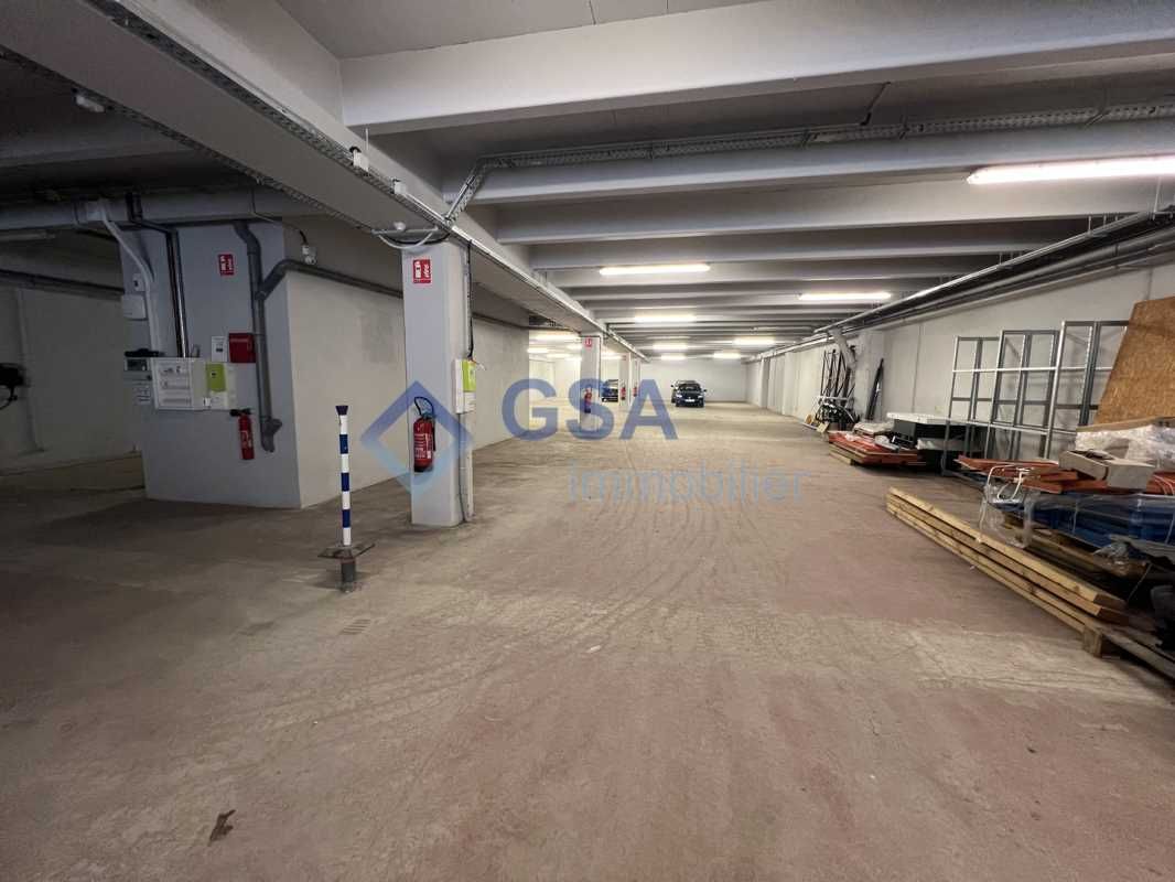 Secteur PALAISEAU, à louer un local d'activités i