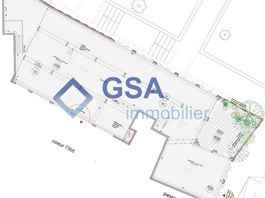 Au sein du quartier du Canal à proximité de l'A6 