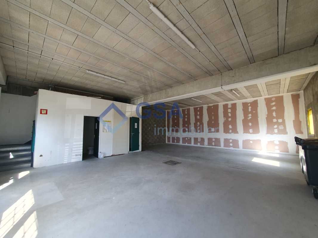 BONDOUFLE, dans le Parc d'Activités des Bordes, à