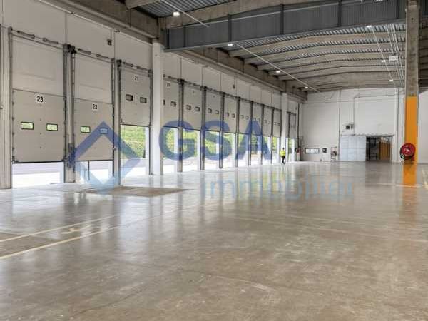 Disponible à la location sur la commune de Lisses