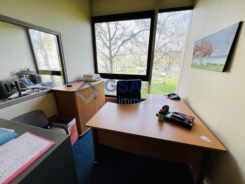 GSA IMMOBILIER propose à la vente sur Évry-Courco