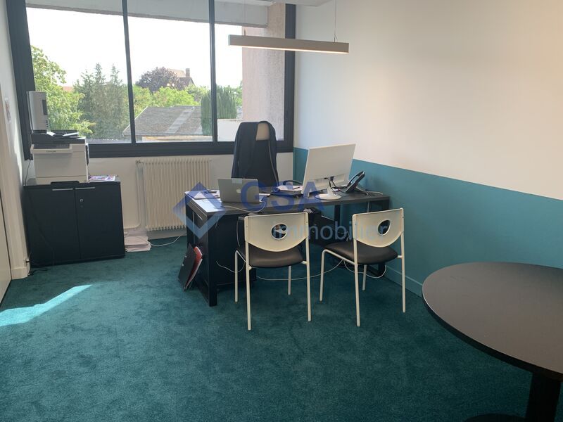 MELUN (77), nous vous proposons à la vente un loc