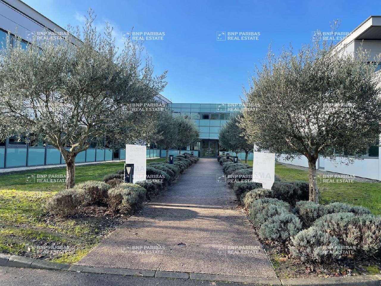 Location Bureaux 1929 m² divisibles 31670 Labège