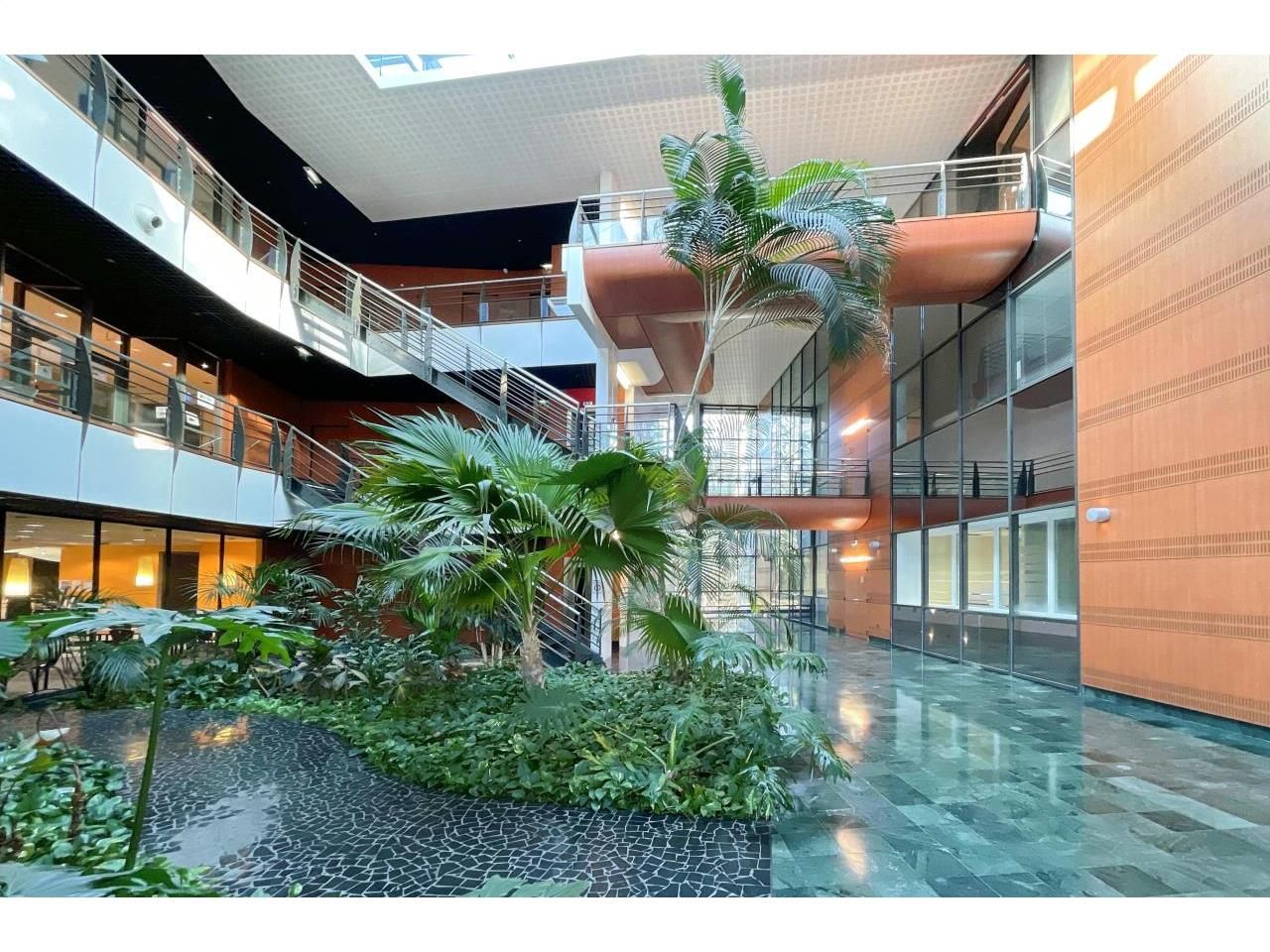 4000 m² pour ce bureaux en location à Rosny sous bois