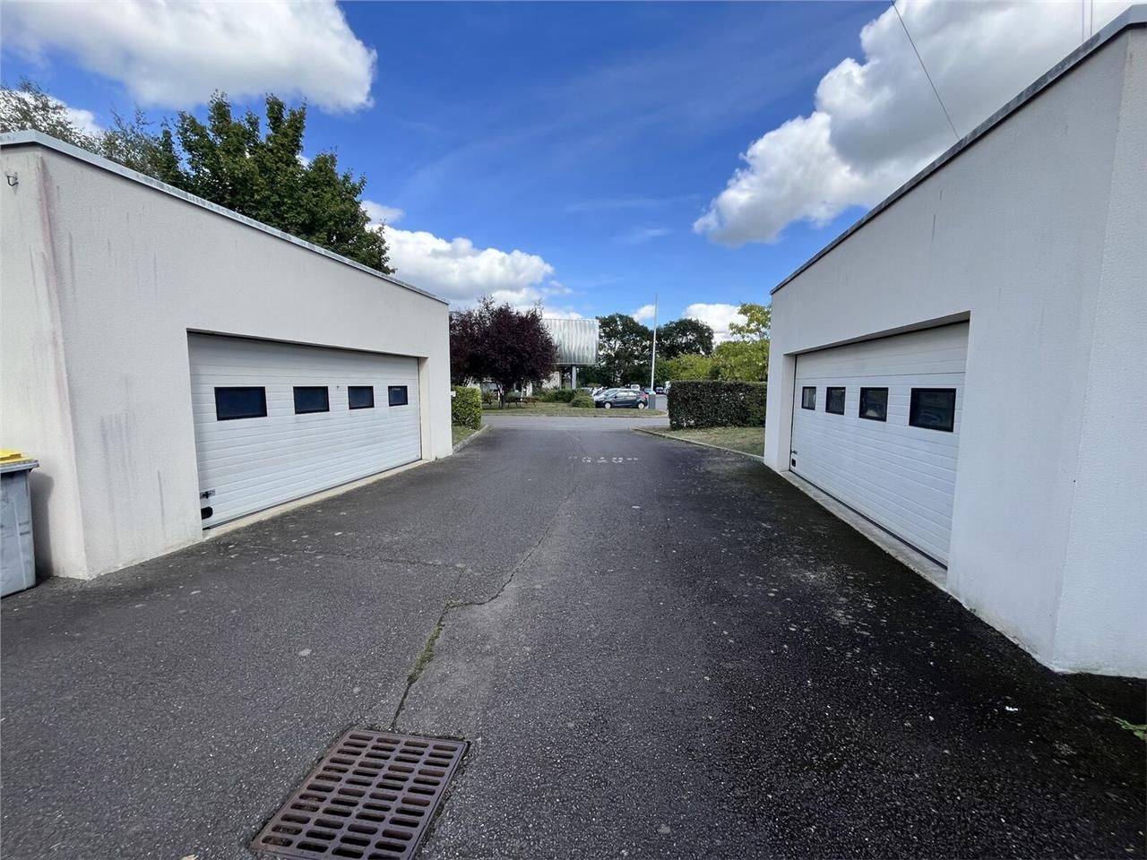 Investissez dans un immeuble stratégique aux port