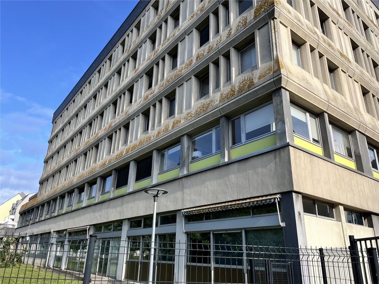 Centre d'affaires bureaux Républiques, nous propo