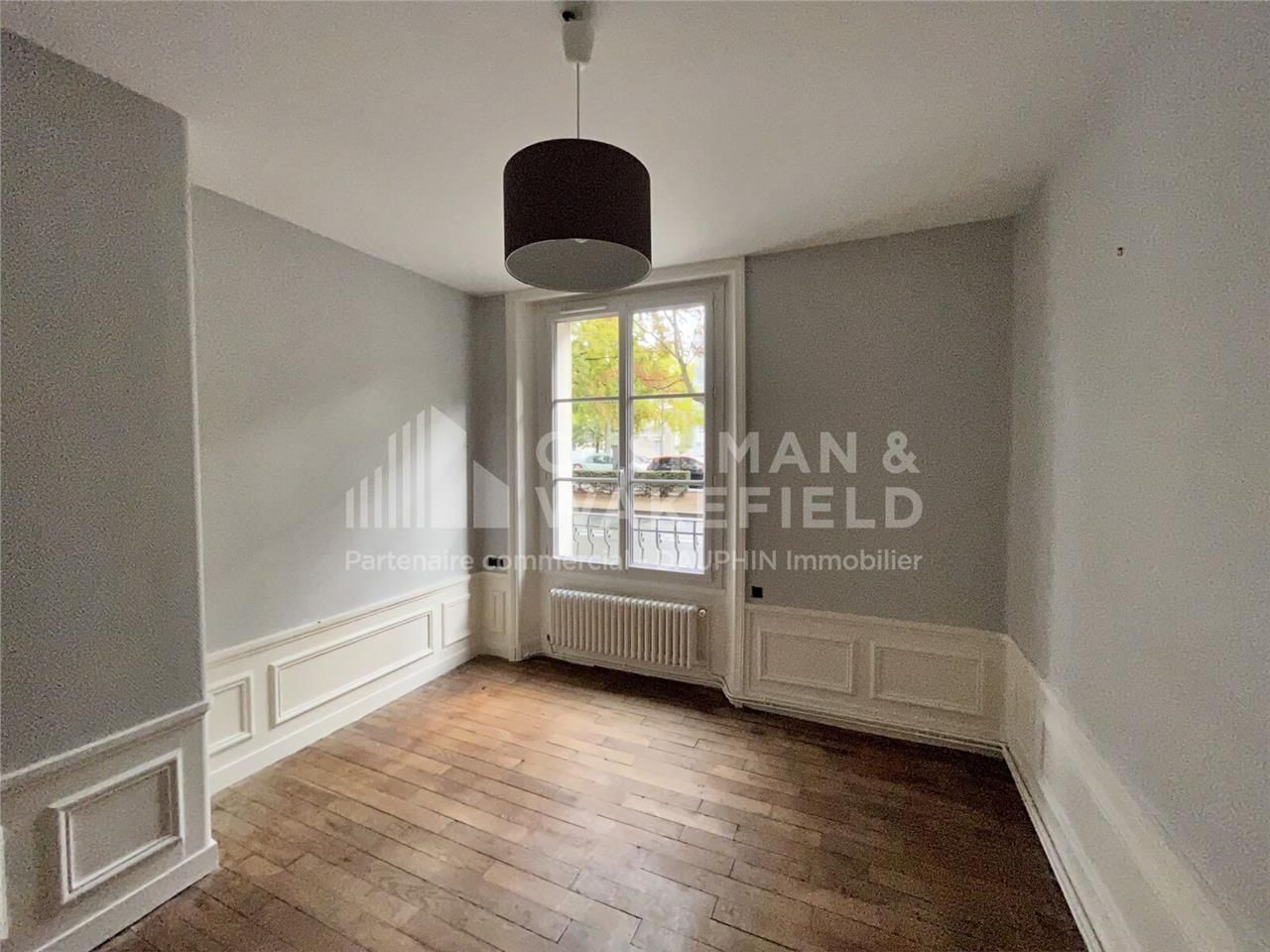 Installez votre activité à proximité immédiate du