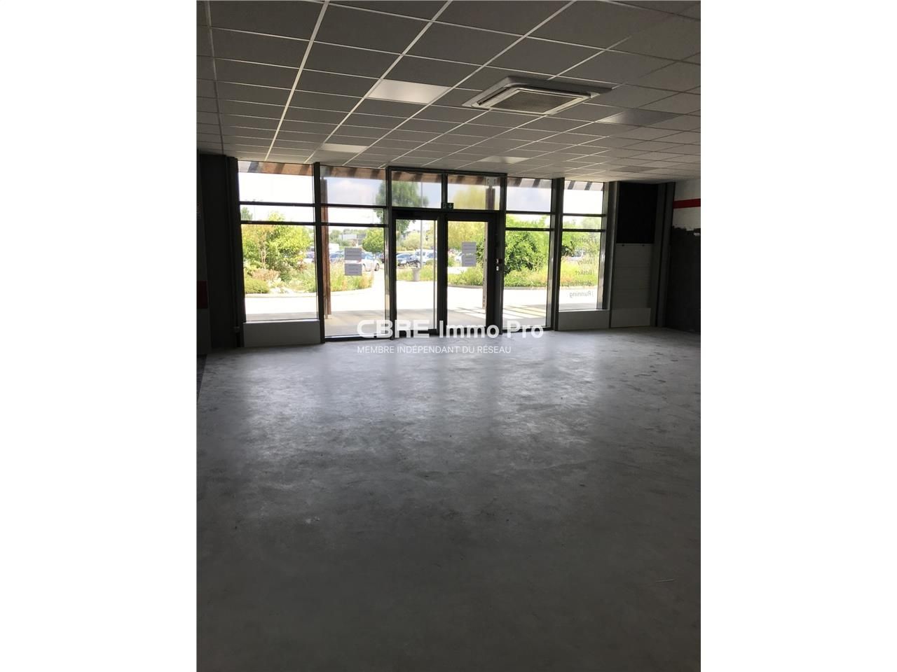 Nous vous proposons, à la VENTE, ce magnifique lo