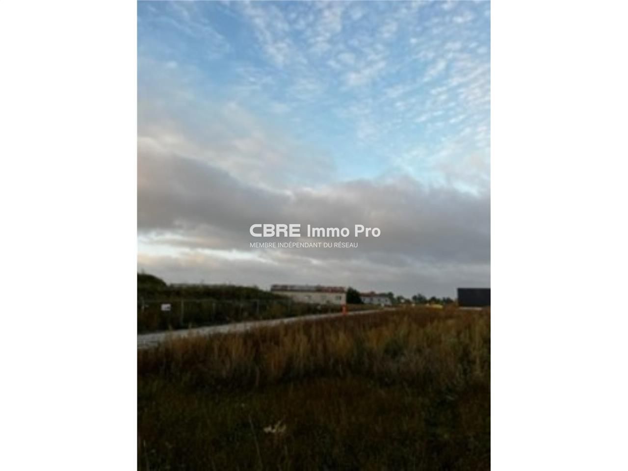 A VENDRE -  BIARD : Terrain à bâtir de 7 500 m² e