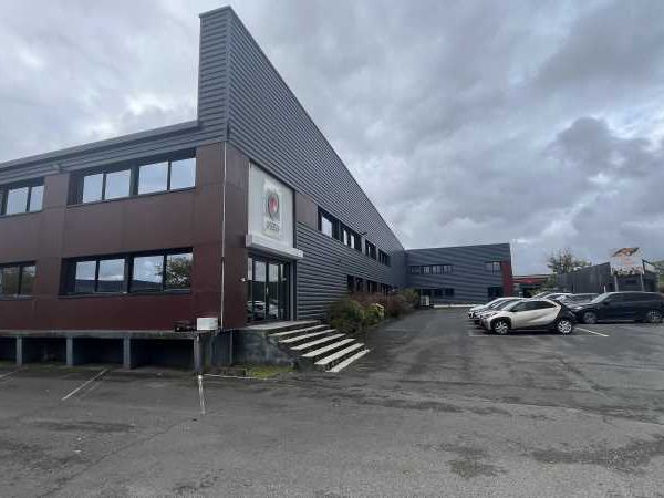 Au coeur de la Zone d'Activités d'Ingré / Saint J