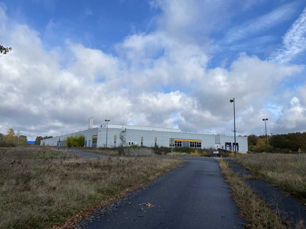 Sur un foncier de 25 550 m2, un bâtiment d'activi