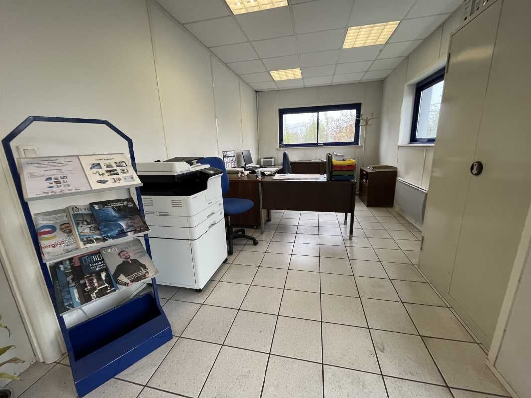 Arthur Loyd Orléans vous propose un bâtiment indé