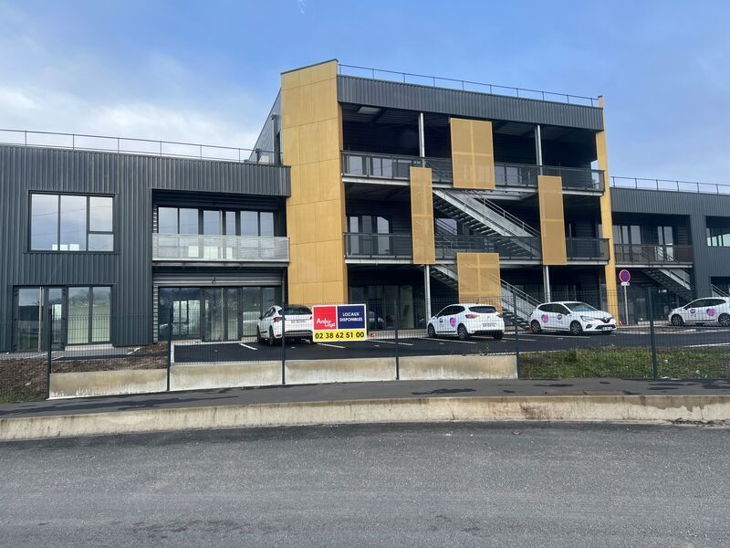 Découvrez cet immeuble neuf de bureaux idéalement