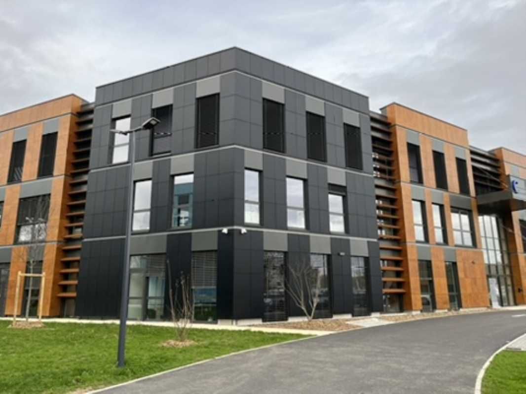 Située au sud d'Orléans, à proximité immédiate de