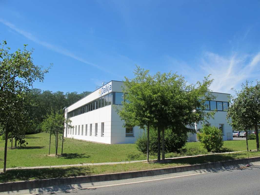 Au nord d'Orléans à Saran, au sein du Pôle 45,  A