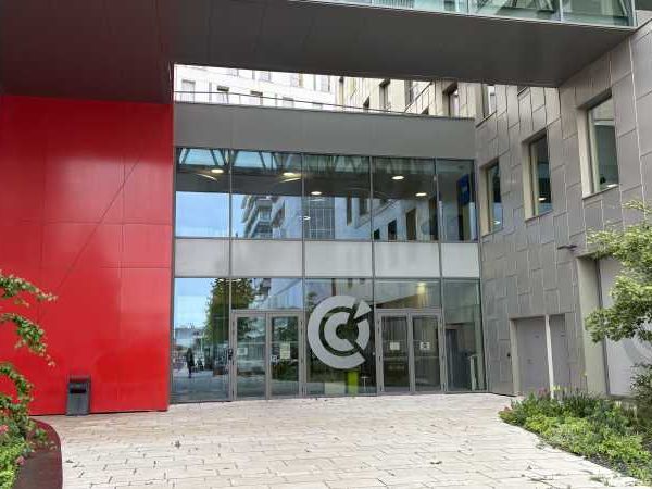 Au nord d'Orléans,  non loin de la gare de Fleury