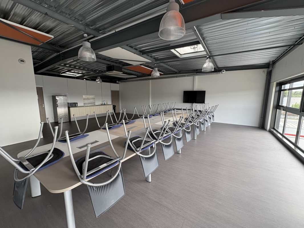 Nous vous proposons à Orléans Sud dans la zone de