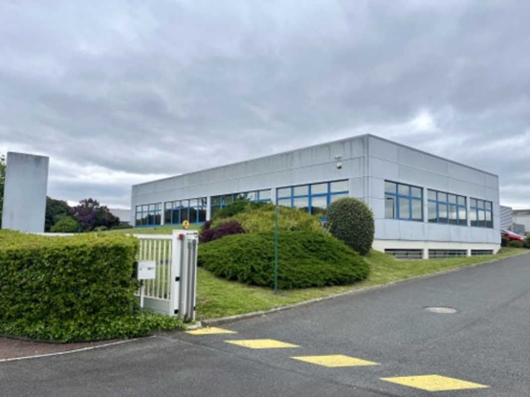 Arthur Loyd Orléans vous propose à la vente ce bâ