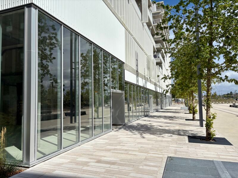 Situé au coeur du quartier Interives, à Fleury-le