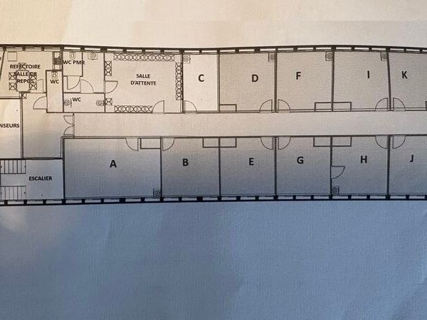 Location bureaux 261 m² non divisibles