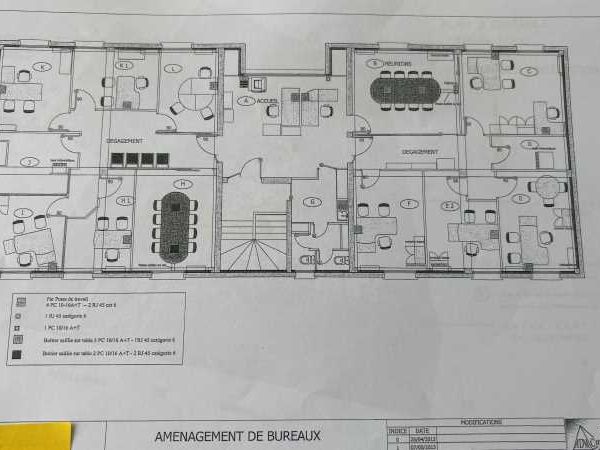Vente bureaux 235 m² non divisibles