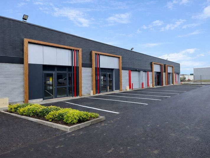 Au sein du Veellage de Chécy, ensemble immobilier