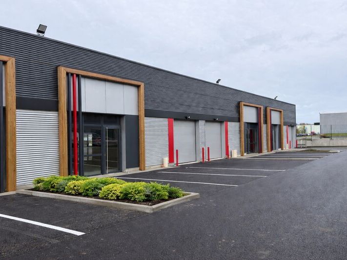 Au coeur du Veellage de Chécy, ensemble immobilie