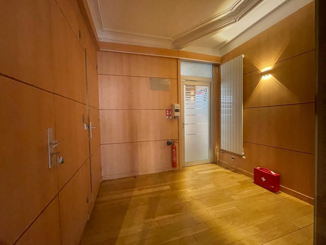 80 m² pour ce bureaux en location à Paris