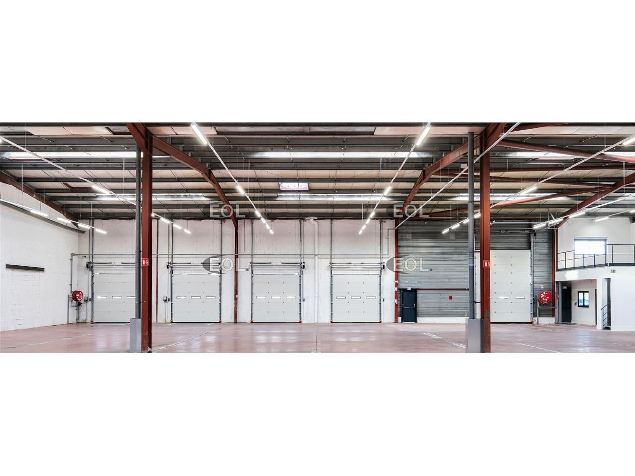Location Local d'activités 1247 m² non divisibles