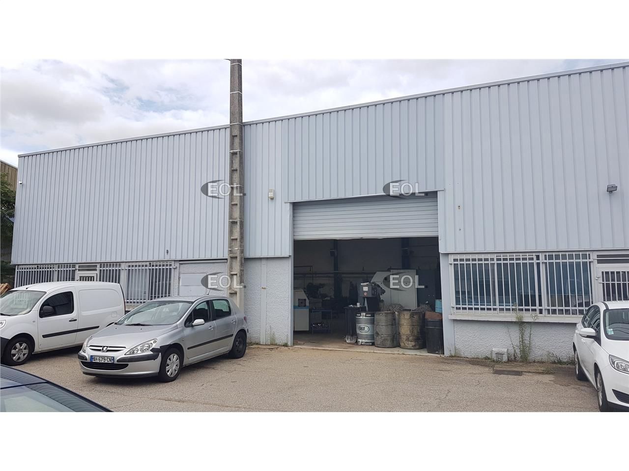 Location Local d'activités 350 m² non divisibles