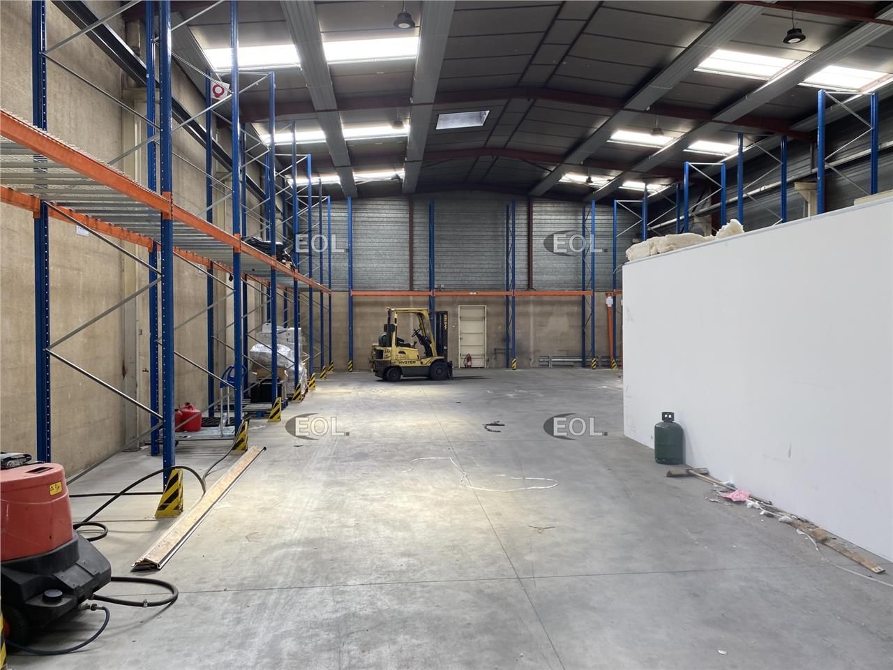 Location Local d'activités 440 m² non divisibles