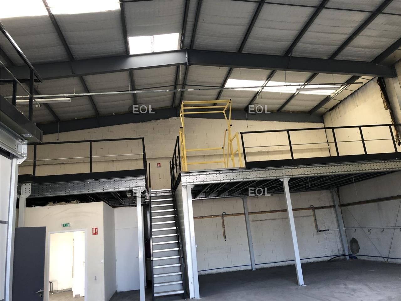 local d'activités à louer Brignais