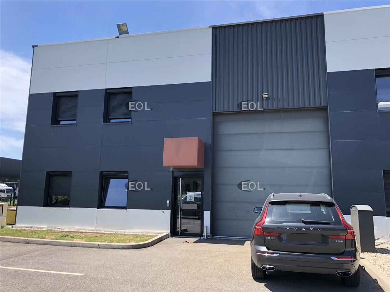 Location Local d'activités 299 m² non divisibles