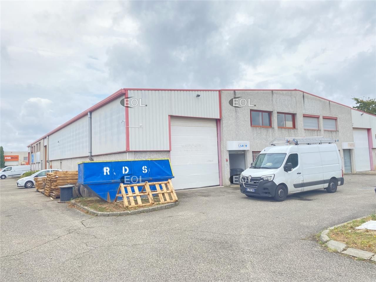 Location Local d'activités 430 m² non divisibles