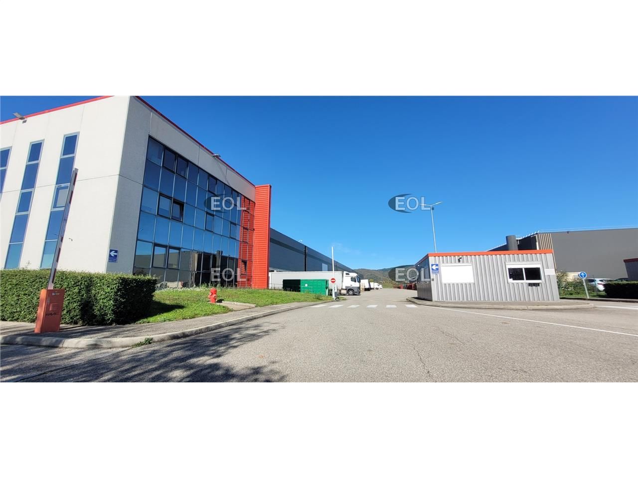 Location Entrepôt 33966 m² non divisibles