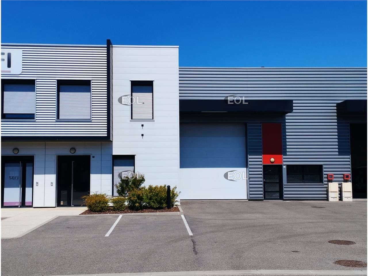 Location Local d'activités 598 m² non divisibles