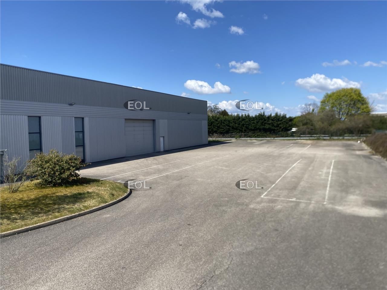 Location Local d'activités 2750 m² non divisibles