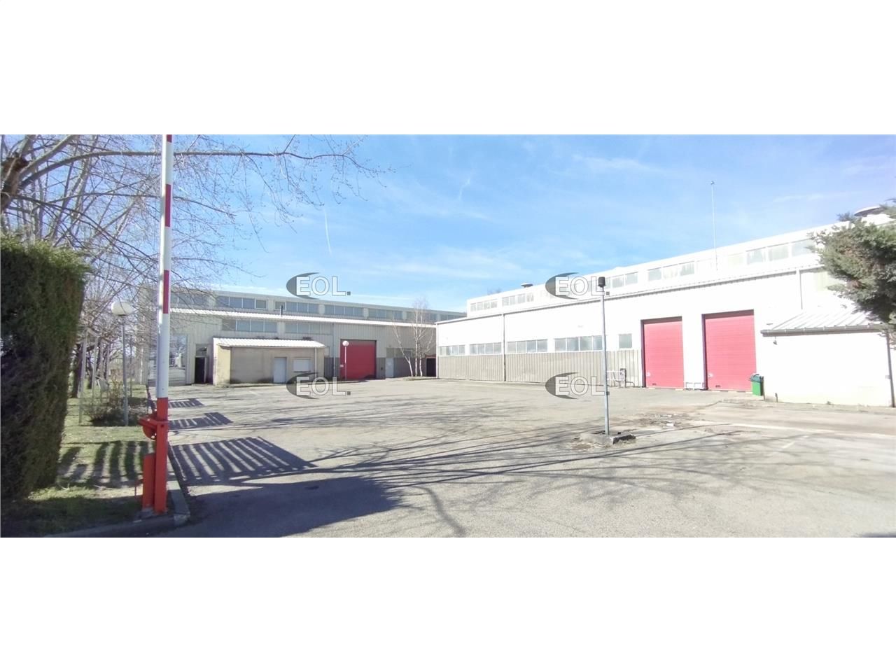 Batiment indépendant à louer Mornant
