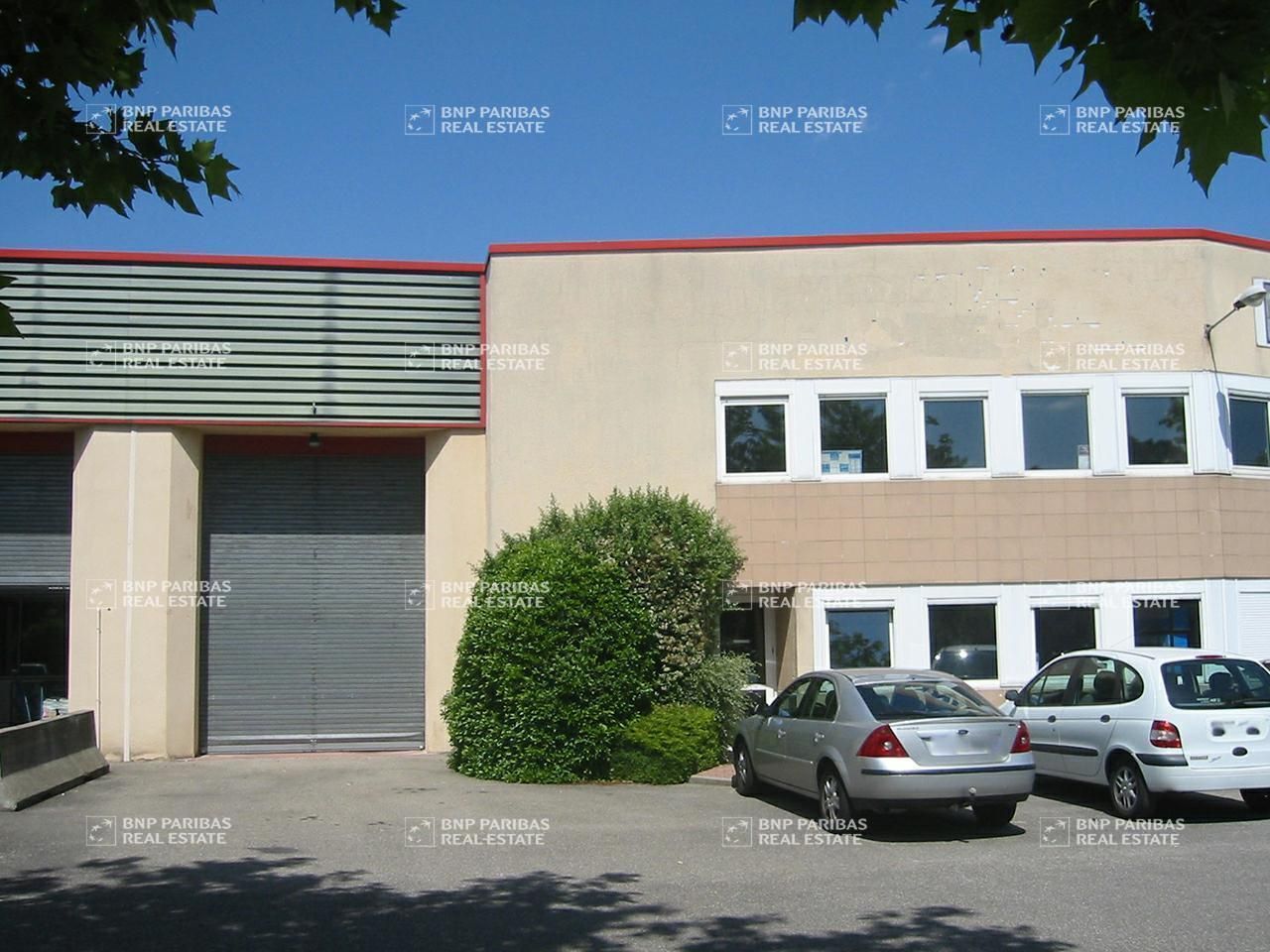 370 m² pour ce activité en location à Saint-priest