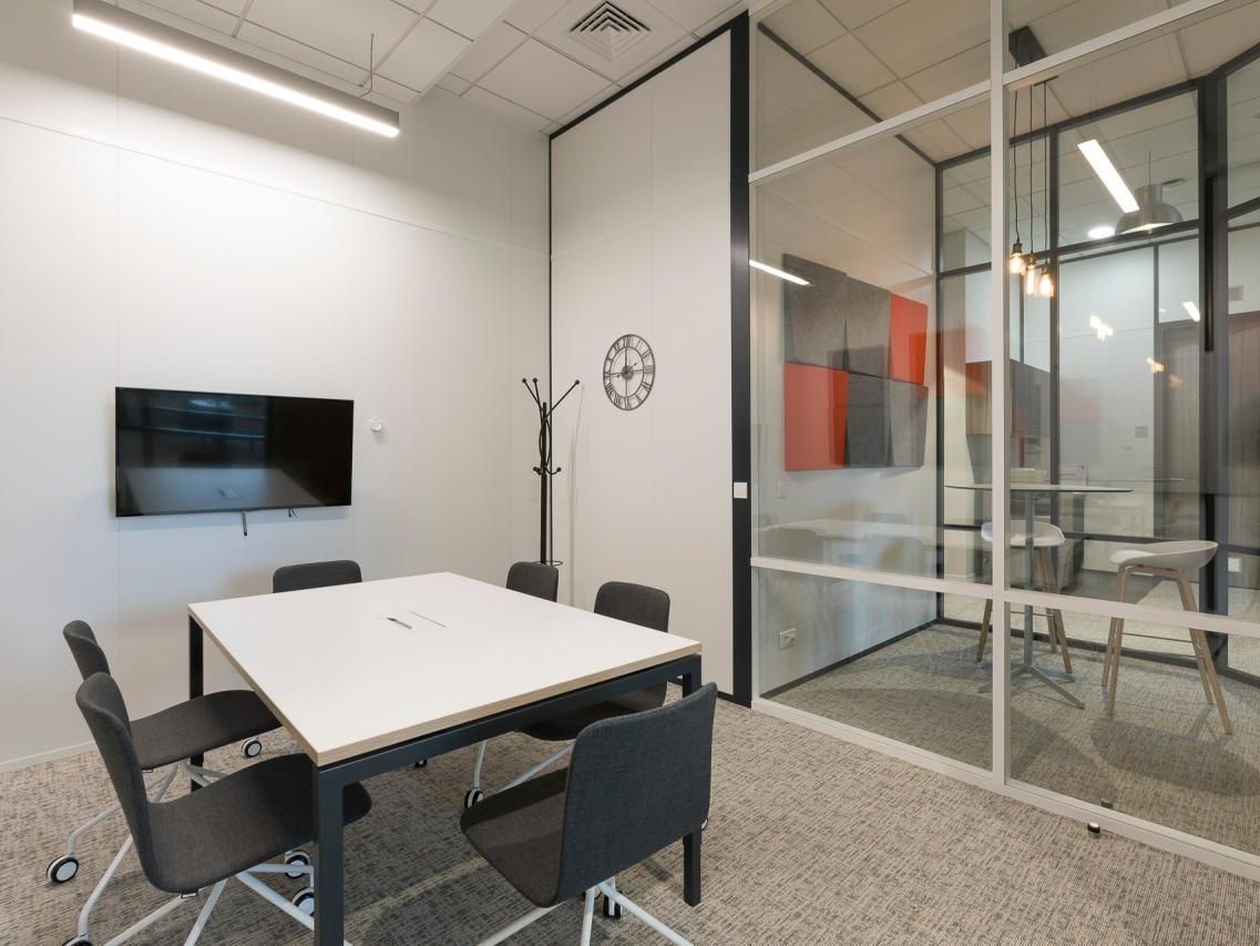 912 m² pour ce bureaux en location à La plaine saint denis