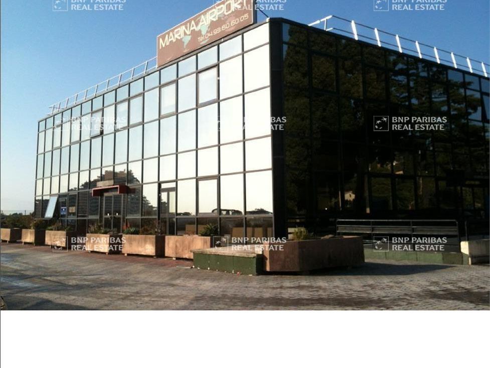 1350 m² pour ce activité en location à Villeneuve-loubet