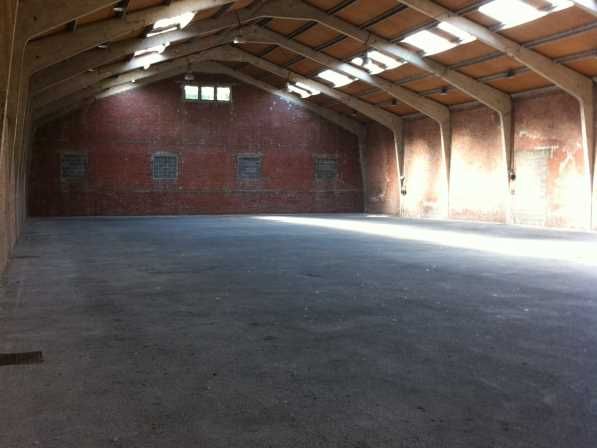 À louer - immeuble en parfait état développant un