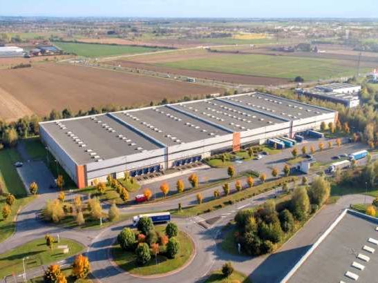 Aires d'Entreprises vous propose, à la location,