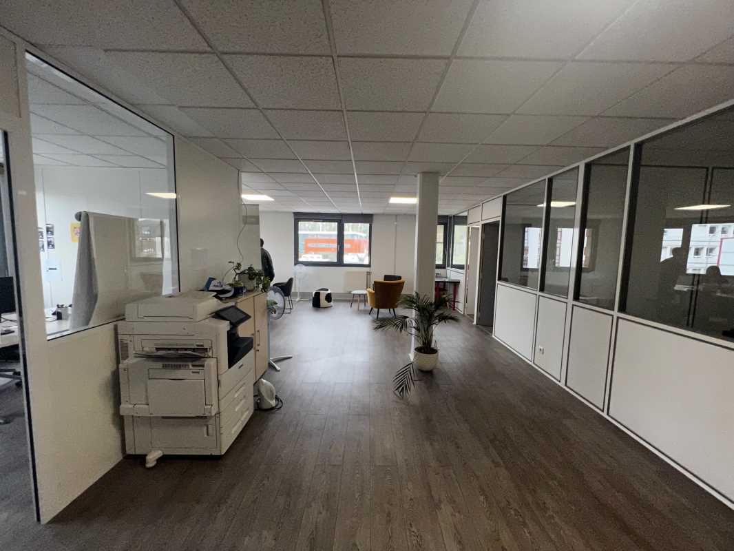 Au coeur du parc de la cité scientifique à Villen