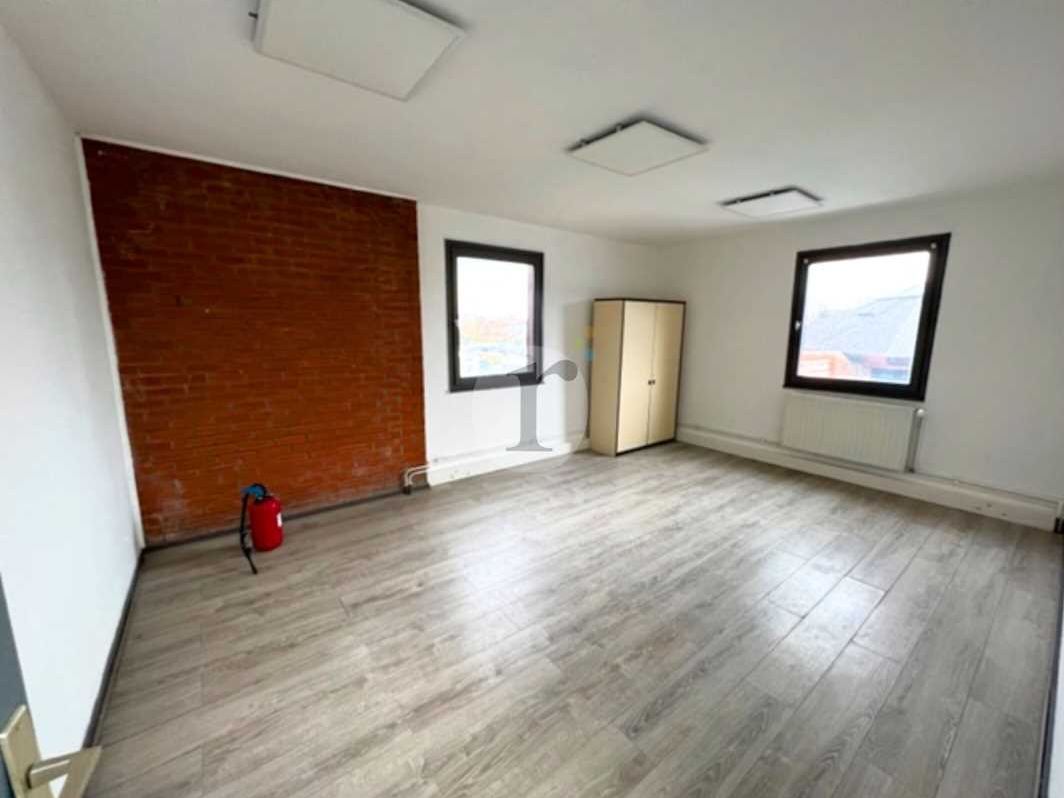 Aires d'Entreprises vous propose, à la location,