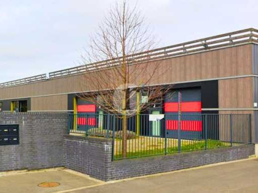 Aires d'Entreprises vous propose, à la location, 