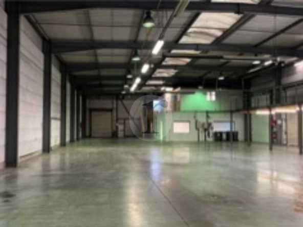 Aires d'Entreprises vous propose, à la location, 