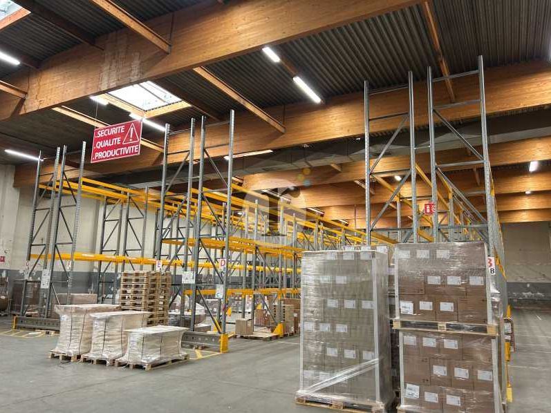 Aires d'Entreprises vous propose, à la location,