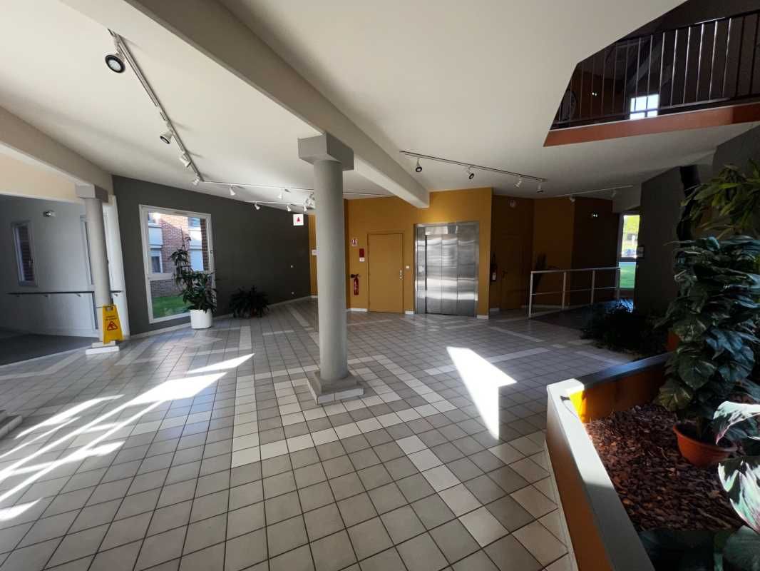 Aires d'Entreprises vous propose, à la location, 